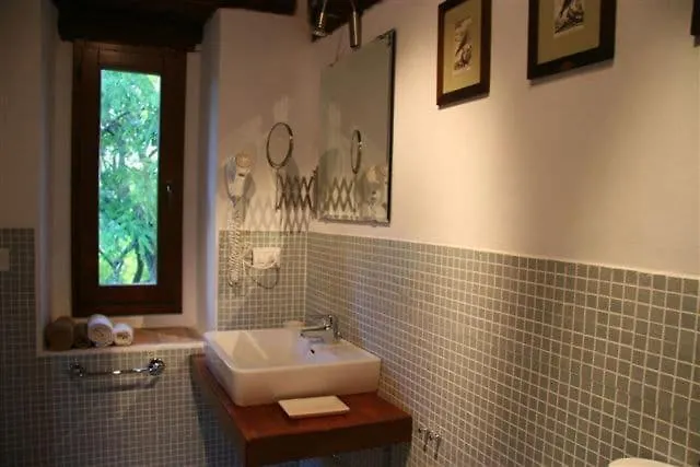 With Spectacular Private Swimminpool&view, Wifi *